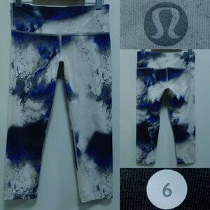 Lululemon Wunder Under Leggings 6 Small Woman's Milky Way Blue Capri Crop Multi